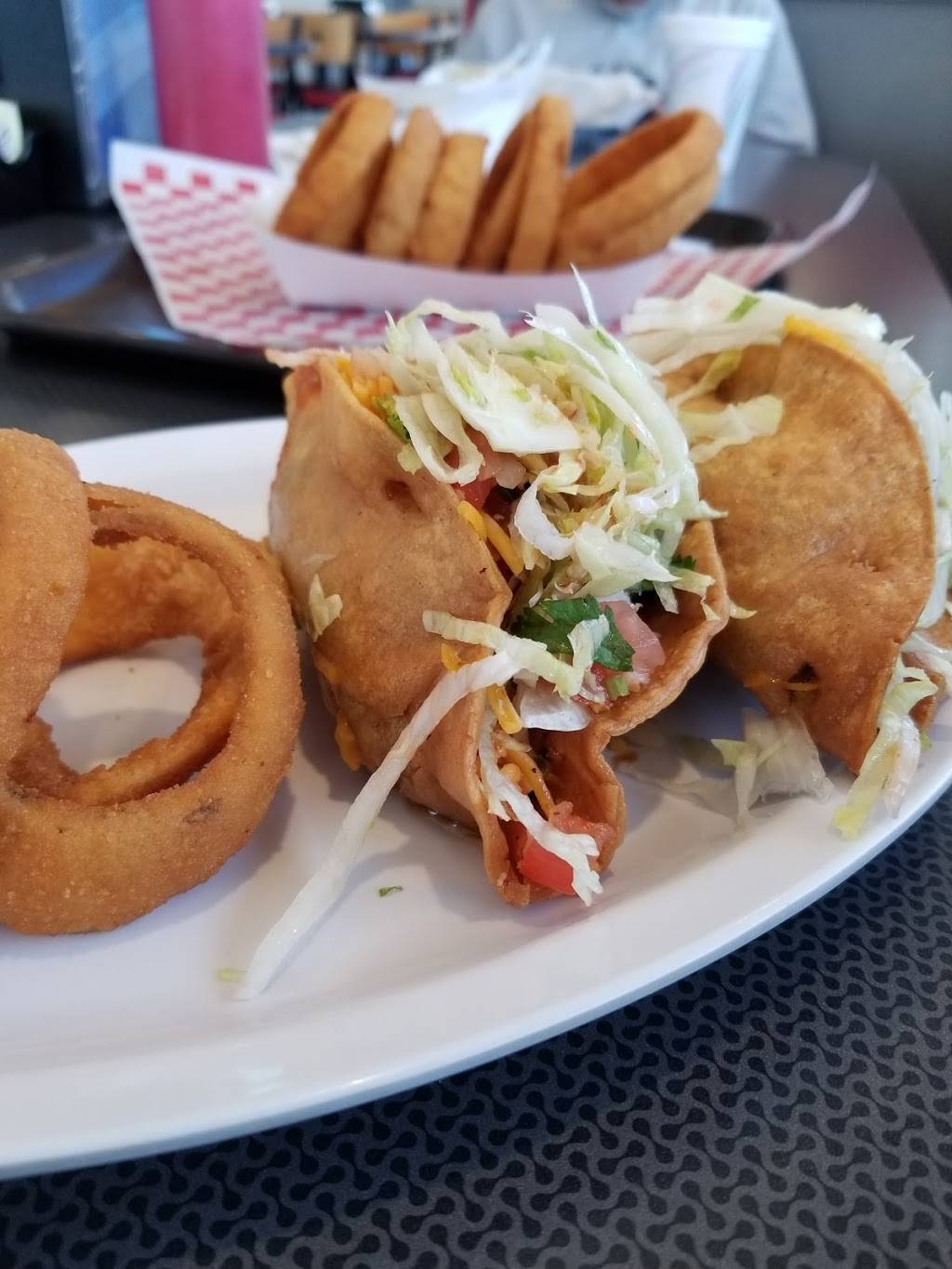 Pit Stop Burgers | restaurant | 20720 Normandie Ave, Torrance, CA 90502, USA | 3105320195 OR +1 310-532-0195