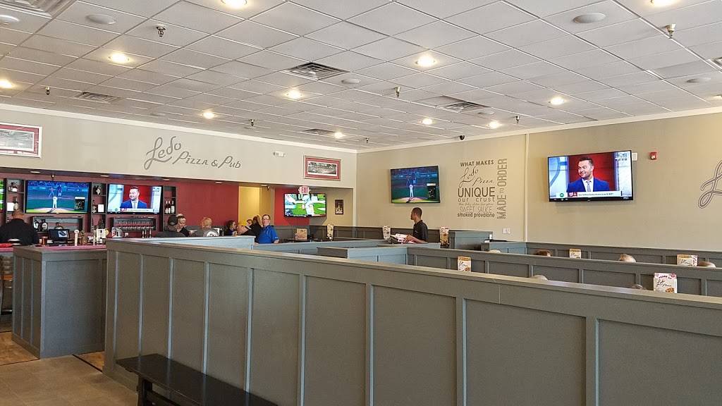 Ledo Pizza | meal takeaway | 6814 Laurel Bowie Rd, Bowie, MD 20715, USA | 2408423343 OR +1 240-842-3343