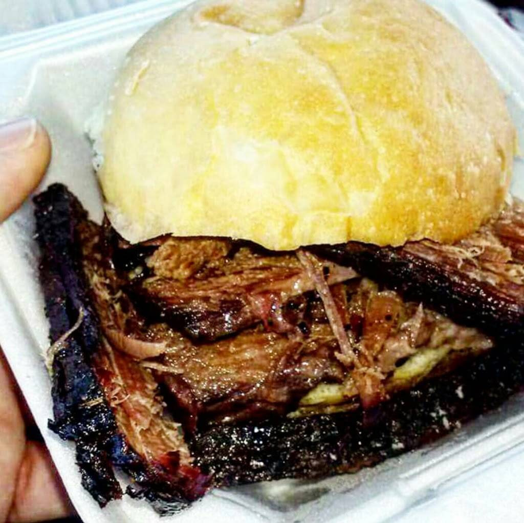 Hotel Hickman Chuckwagon BBQ | restaurant | 8050 Main St, Dexter, MI 48130, USA | 7346466261 OR +1 734-646-6261