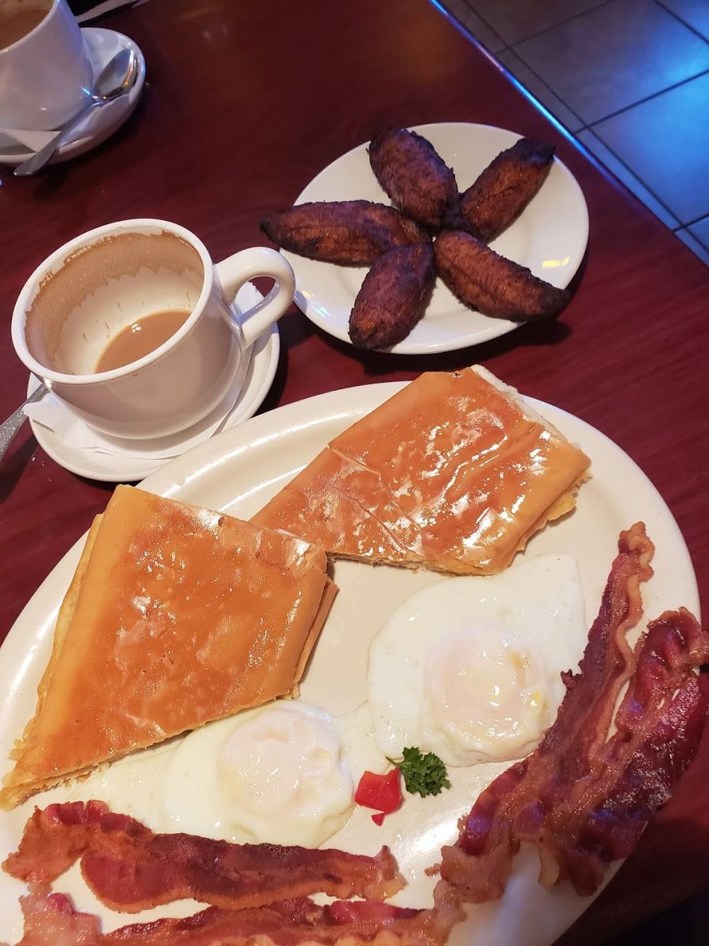 West Caribbean Cuban Restaurant | restaurant | 2215 S Combee Rd, Lakeland, FL 33801, USA | 8636065954 OR +1 863-606-5954