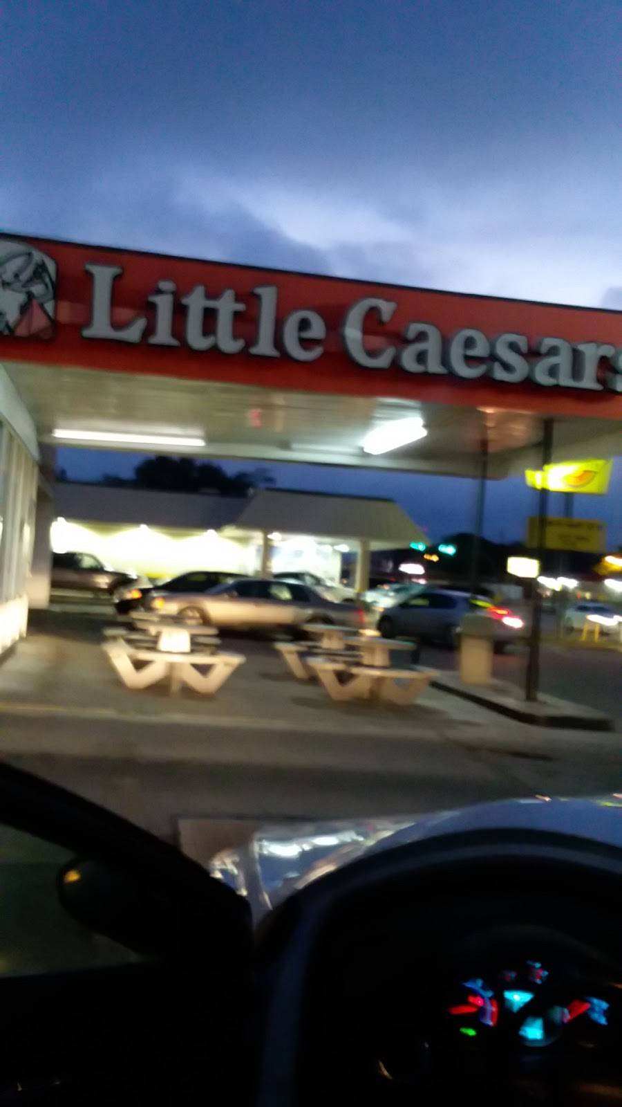 Little Caesars Pizza | meal takeaway | 2516 7th St, Bay City, TX 77414, USA | 9792449400 OR +1 979-244-9400