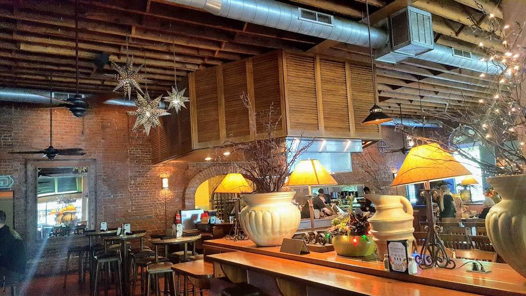 Tres Hombres Long Bar & Grill | restaurant | 100 Broadway St, Chico, CA 95928, USA | 5303420425 OR +1 530-342-0425