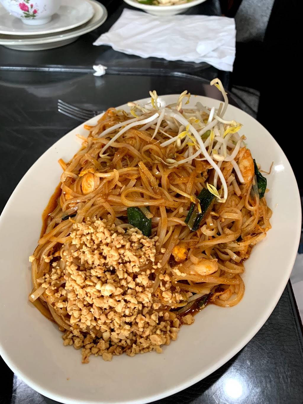 Thai Garden Restaurant | restaurant | 721 E 9 Mile Rd, Ferndale, MI 48220, USA | 2485426860 OR +1 248-542-6860