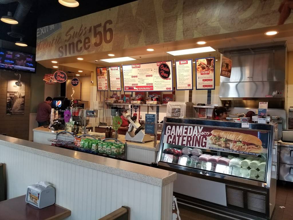 Jersey Mikes Subs | meal takeaway | 10040 Alabama St, Redlands, CA 92374, USA | 9097985588 OR +1 909-798-5588