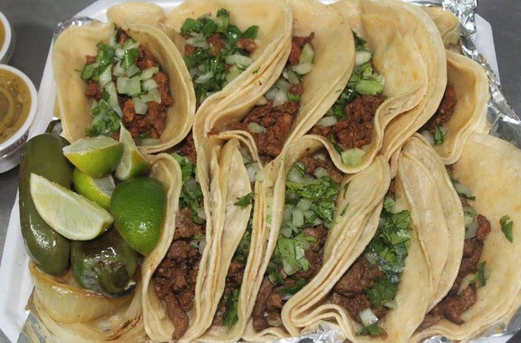 Papis Tacos y Mas | restaurant | 3766 Samuell Blvd, Dallas, TX 75228, USA | 2143818080 OR +1 214-381-8080