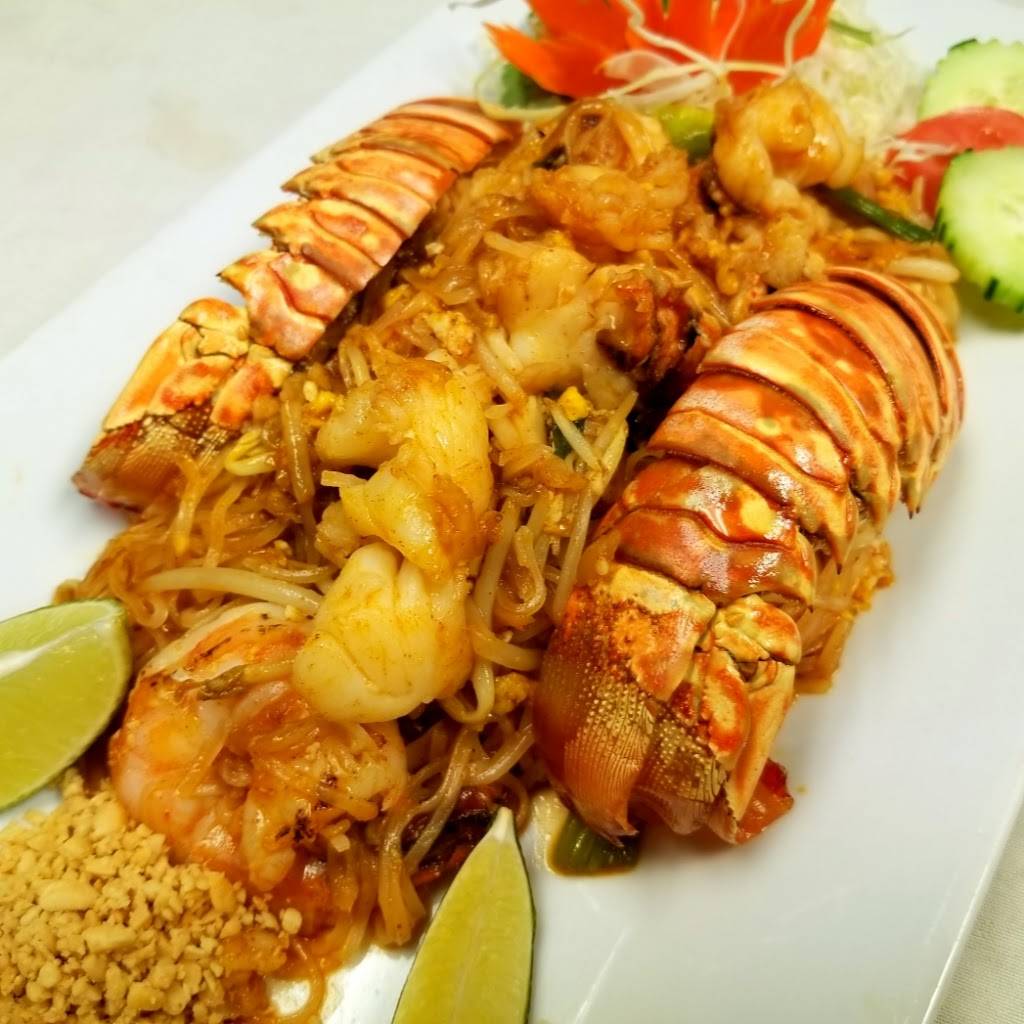 The Elephant Geneva | restaurant | 1 Franklin St Suite 100, Geneva, NY 14456, USA | 3157596048 OR +1 315-759-6048