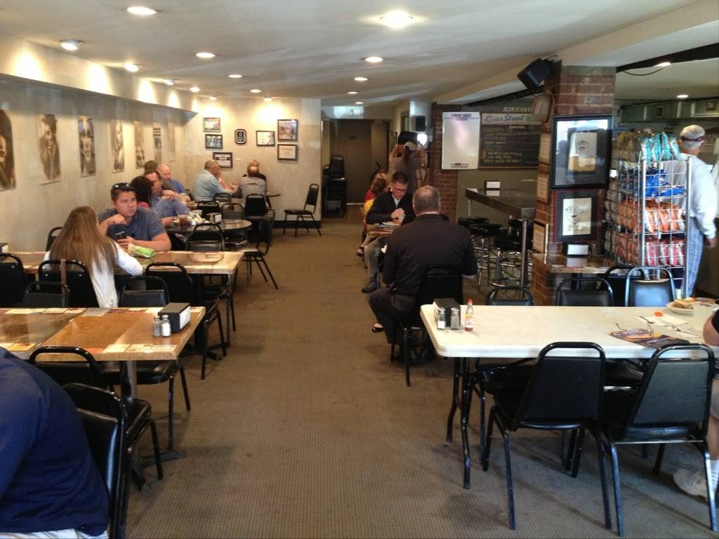 River Street Deli | meal takeaway | 151 River St, Chattanooga, TN 37405, USA | 4237563354 OR +1 423-756-3354