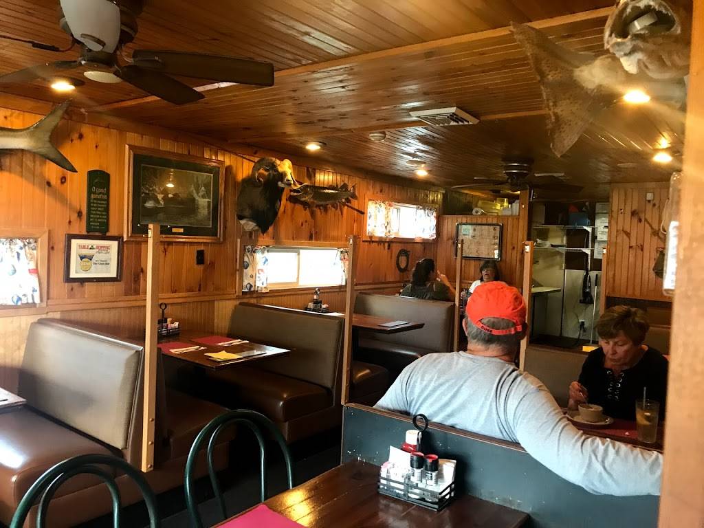 The Clam Bar | restaurant | 3914 Brewerton Rd, Syracuse, NY 13212, USA | 3154581662 OR +1 315-458-1662