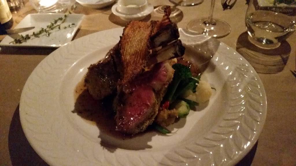 Restaurant Le Gourmet | restaurant | 360 boulevard Pierre-Laporte, Bromont, QC J2L 2W1, Canada | 4505343000 OR +1 450-534-3000