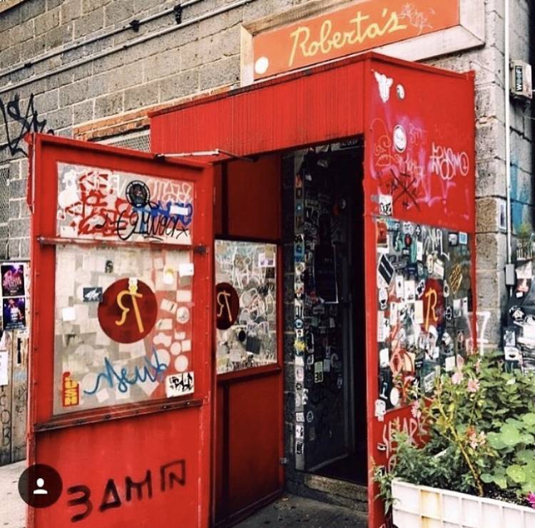 Robertas | restaurant | 261 Moore St, Brooklyn, NY 11206, USA | 7184171118 OR +1 718-417-1118