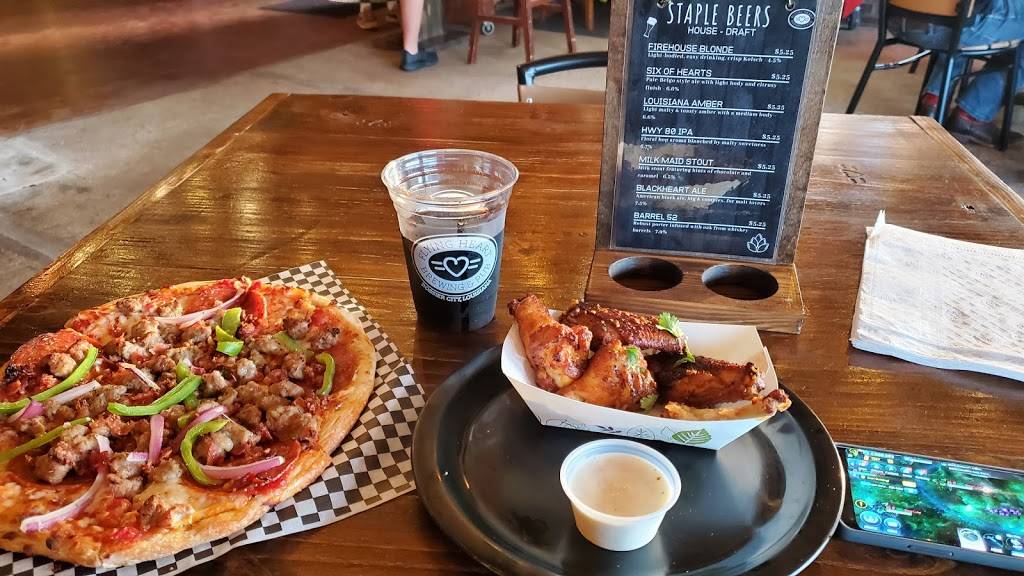 Flying Heart Brewing & Pub | restaurant | 700 Barksdale Blvd, Bossier City, LA 71111, USA | 3185847039 OR +1 318-584-7039