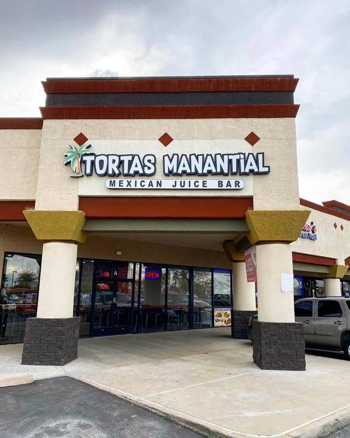 Tortas Manantial | restaurant | 10665 W Indian School Rd Suite A, Avondale, AZ 85392, USA | 6233223377 OR +1 623-322-3377