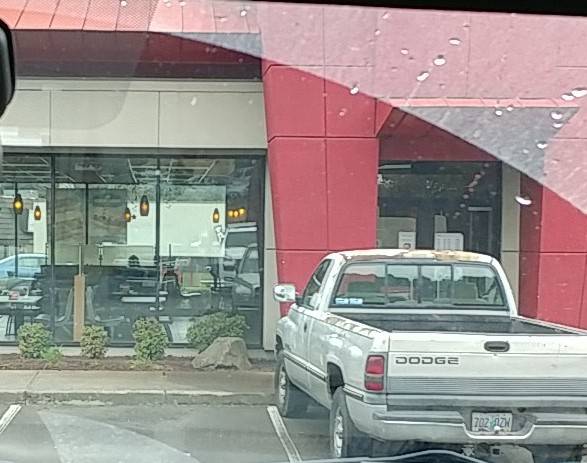 Jack in the Box | restaurant | 4770 Commercial St SE, Salem, OR 97302, USA | 5035667240 OR +1 503-566-7240