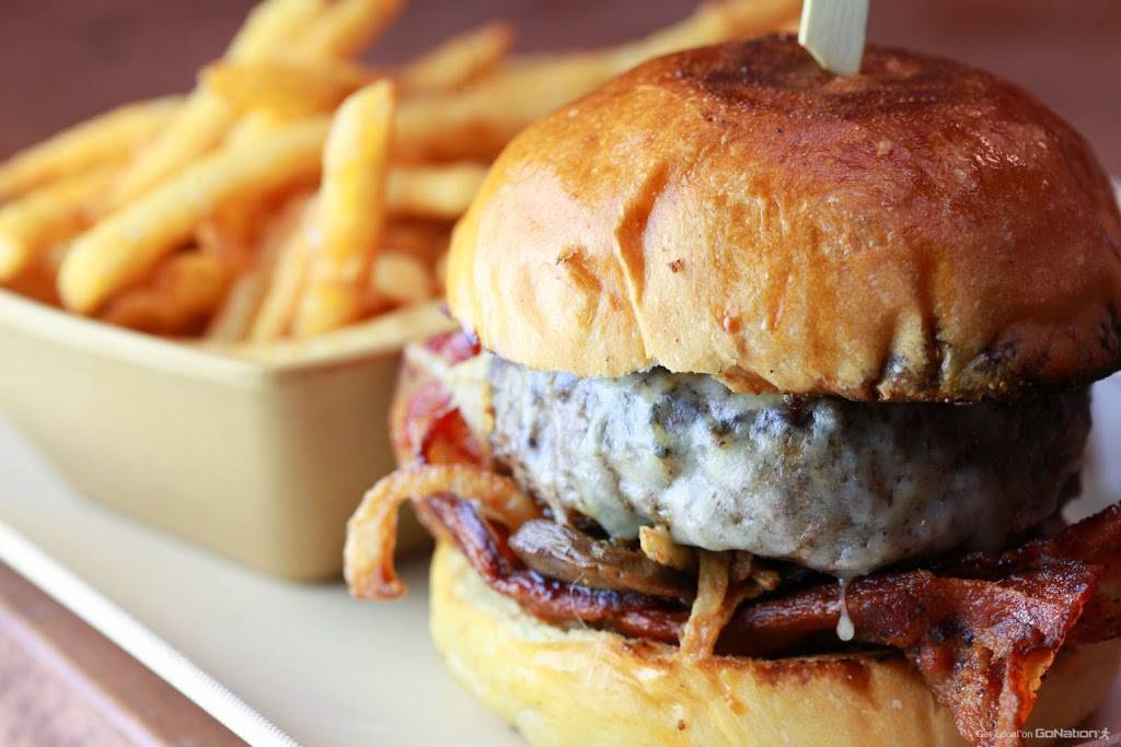 Local Kitchen & Craft Beer Bar | restaurant | 68 Washington St, Norwalk, CT 06854, USA | 2039573352 OR +1 203-957-3352