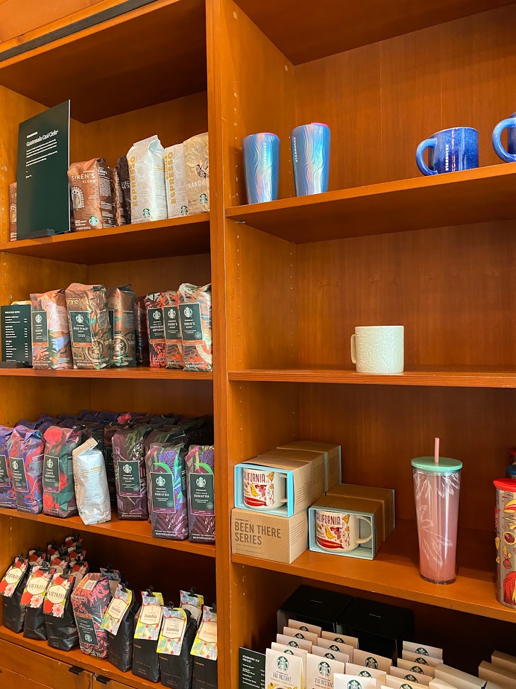 Starbucks | cafe | 5201 E Washington Blvd A, Commerce, CA 90040, USA | 3239810029 OR +1 323-981-0029