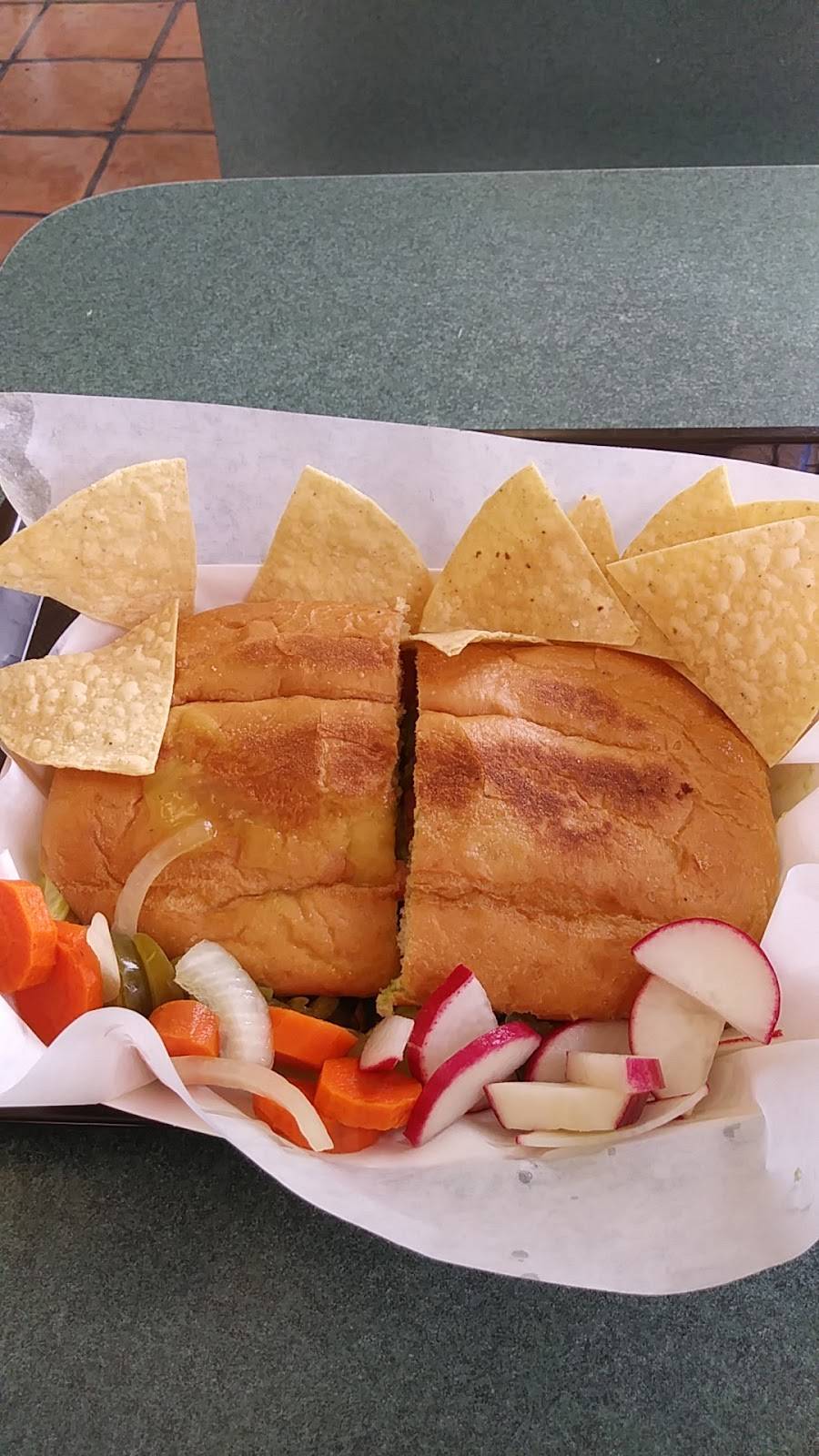 El Tucan Azul | restaurant | 2315 E Palmdale Blvd, Palmdale, CA 93550, USA | 6615750054 OR +1 661-575-0054