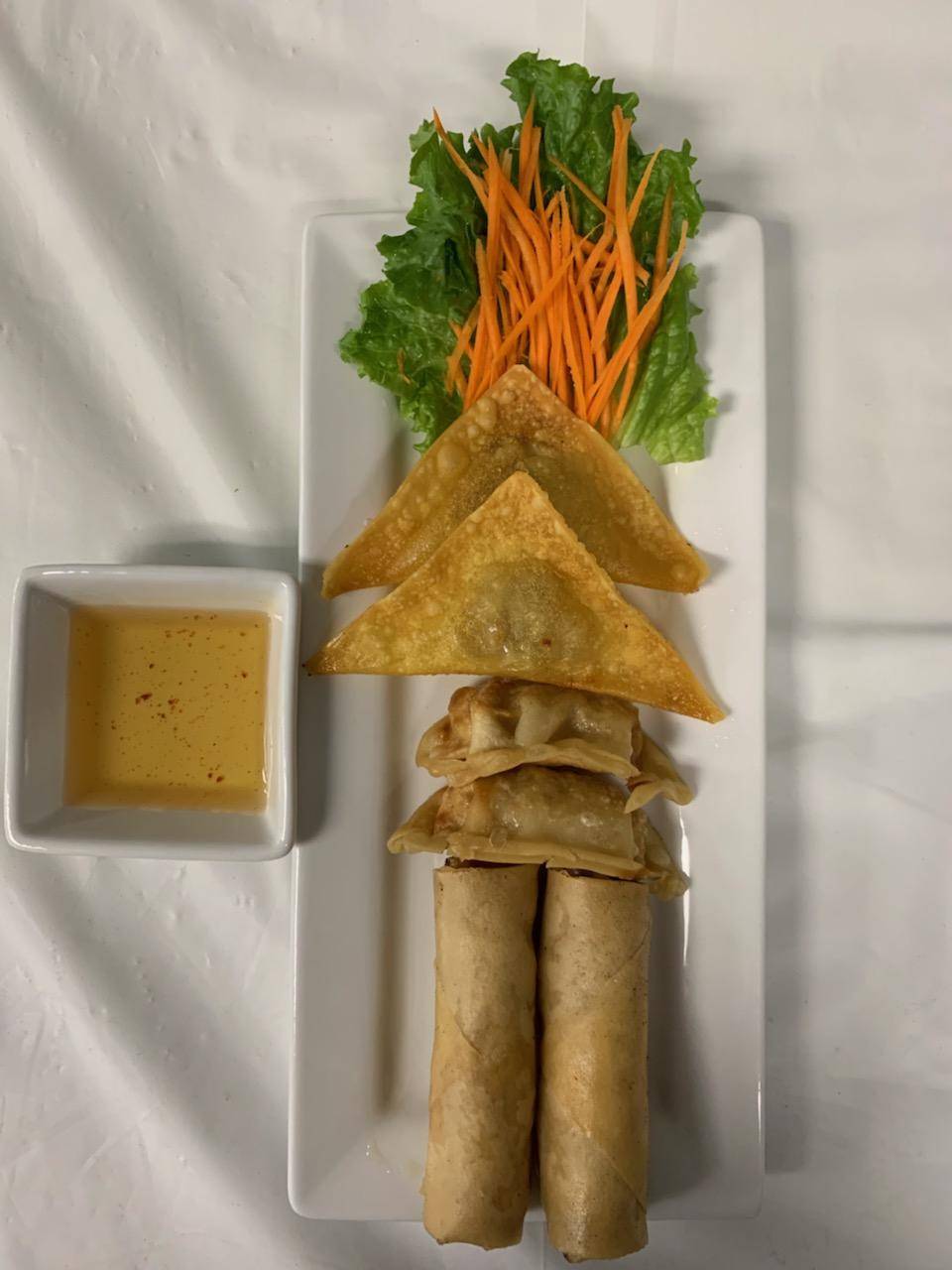 LE’S PHO | restaurant | 5040 W State Rd 46 #1114, Sanford, FL 32771, USA | 4073219015 OR +1 407-321-9015