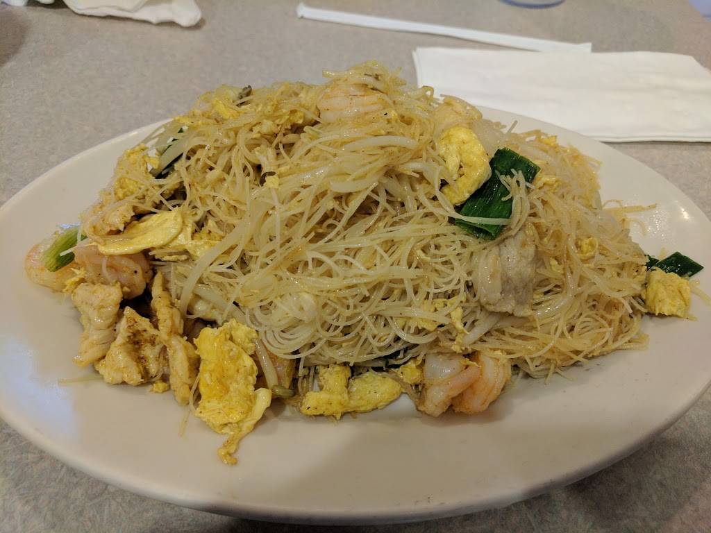 Lulus Rice & Noodles | restaurant | 135 W Kemper Rd, Cincinnati, OH 45246, USA | 5136714949 OR +1 513-671-4949