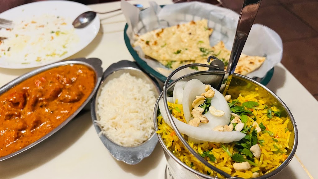 India Hut | restaurant | 4410 N Mesa St, El Paso, TX 79902, USA | 9152609900 OR +1 915-260-9900