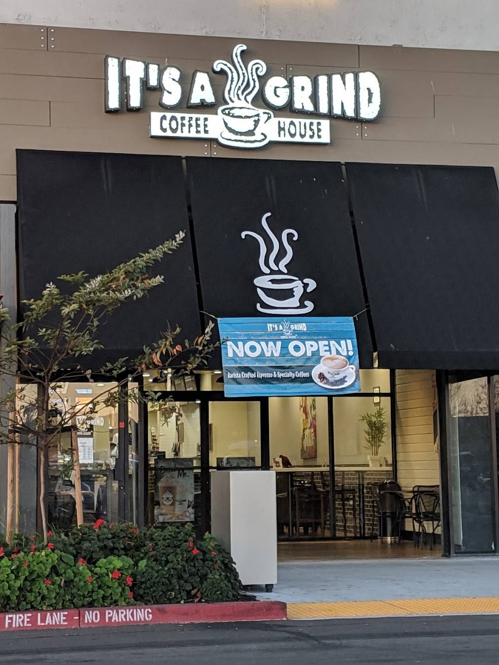 Its A Grind Coffee House | restaurant | 1933 Davis St Suite 135B, San Leandro, CA 94577, USA | 5102278160 OR +1 510-227-8160