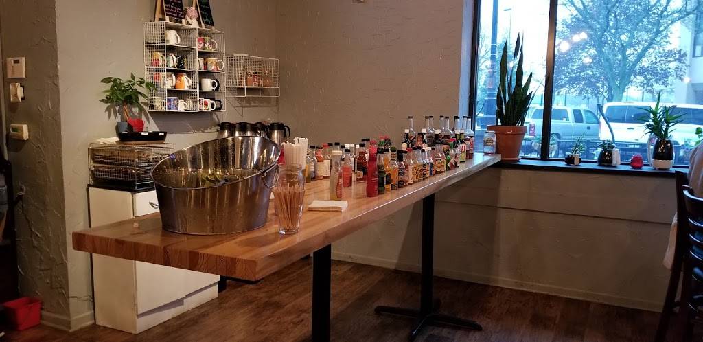 Bobcat Bonnies | restaurant | 118 Sycamore St, Wyandotte, MI 48192, USA | 7345301806 OR +1 734-530-1806