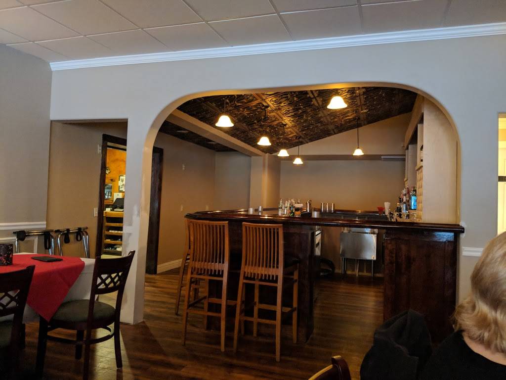 Adelinas Restaurant and Pizzaria | restaurant | 166 S Mountain Blvd, Mountain Top, PA 18707, USA | 5704745329 OR +1 570-474-5329