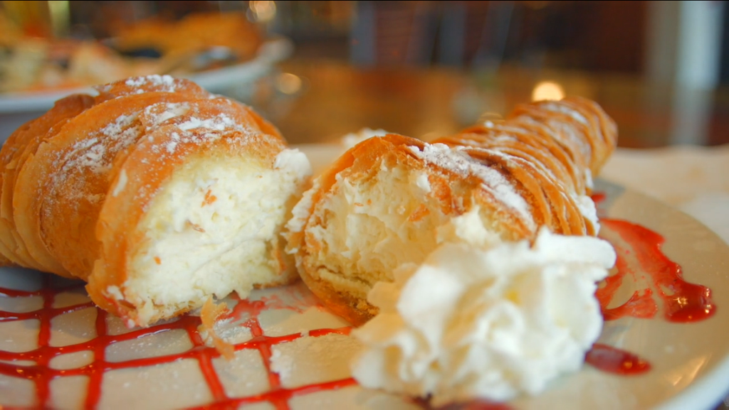 Lobster Tail Restaurant & Lounge | restaurant | 4 Cobbetts Pond Rd, Windham, NH 03087, USA | 6038905555 OR +1 603-890-5555