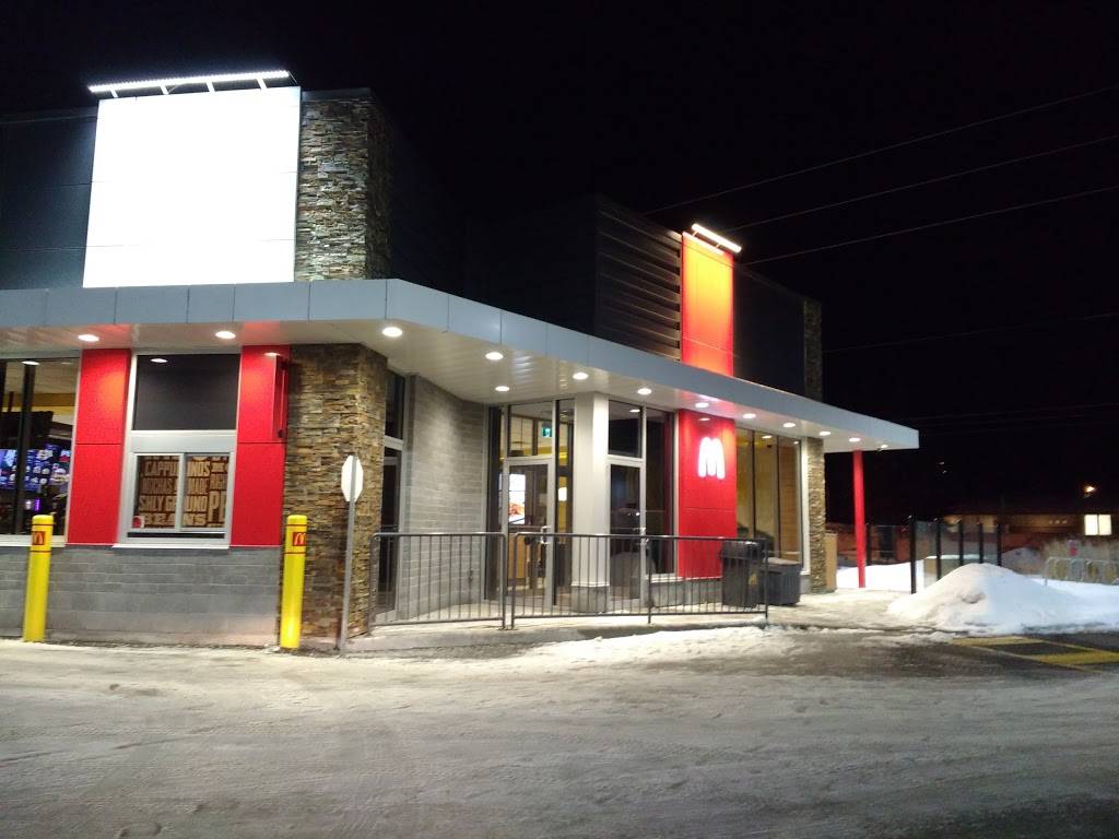 McDonalds | cafe | 886 March Rd, Kanata, ON K2W 0C9, Canada | 6135924693 OR +1 613-592-4693