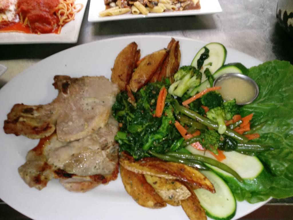 Mamas | restaurant | 1352 Montauk Hwy, Oakdale, NY 11769, USA | 6315670909 OR +1 631-567-0909