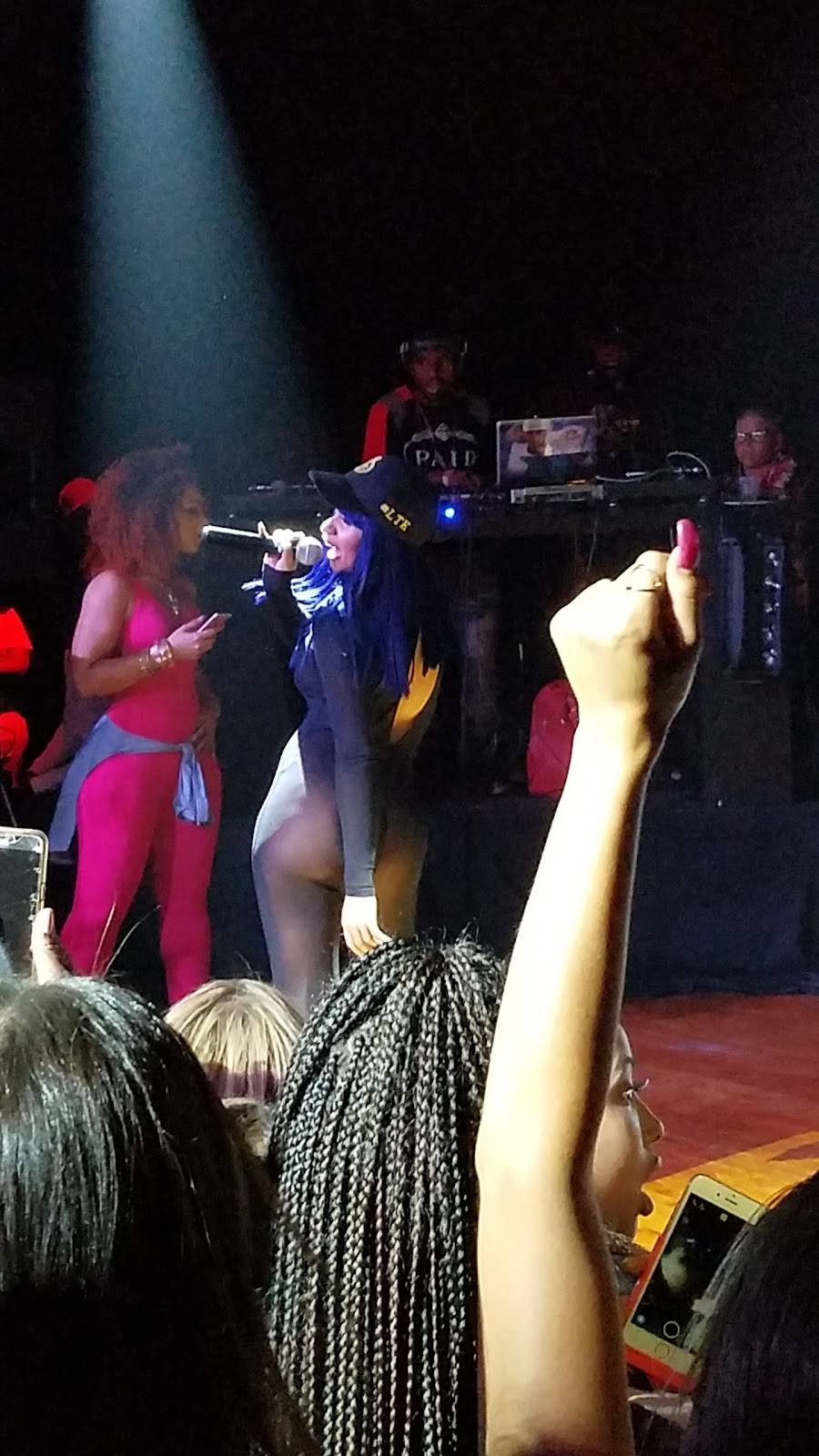 Venue Oakland | night club | 420 14th St, Oakland, CA 94612, USA | 5103799954 OR +1 510-379-9954