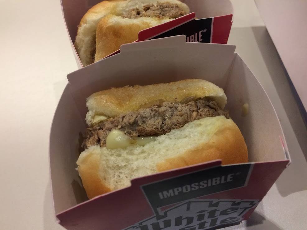 White Castle | restaurant | 2212 State Hwy K, OFallon, MO 63368, USA | 6362402015 OR +1 636-240-2015