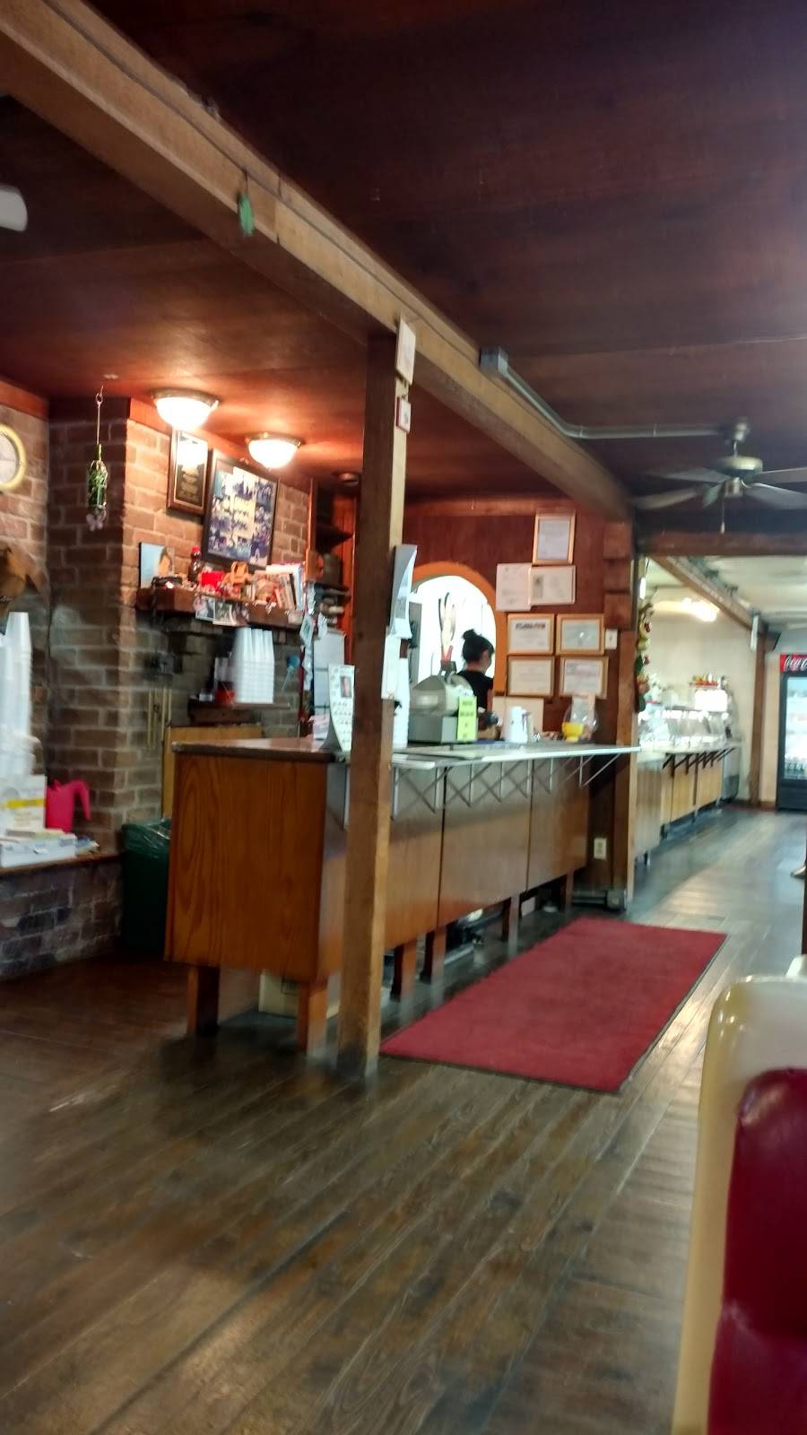 Moms Country Kitchen | restaurant | 14428 Aldine Westfield Rd, Houston, TX 77039, USA | 8322304420 OR +1 832-230-4420