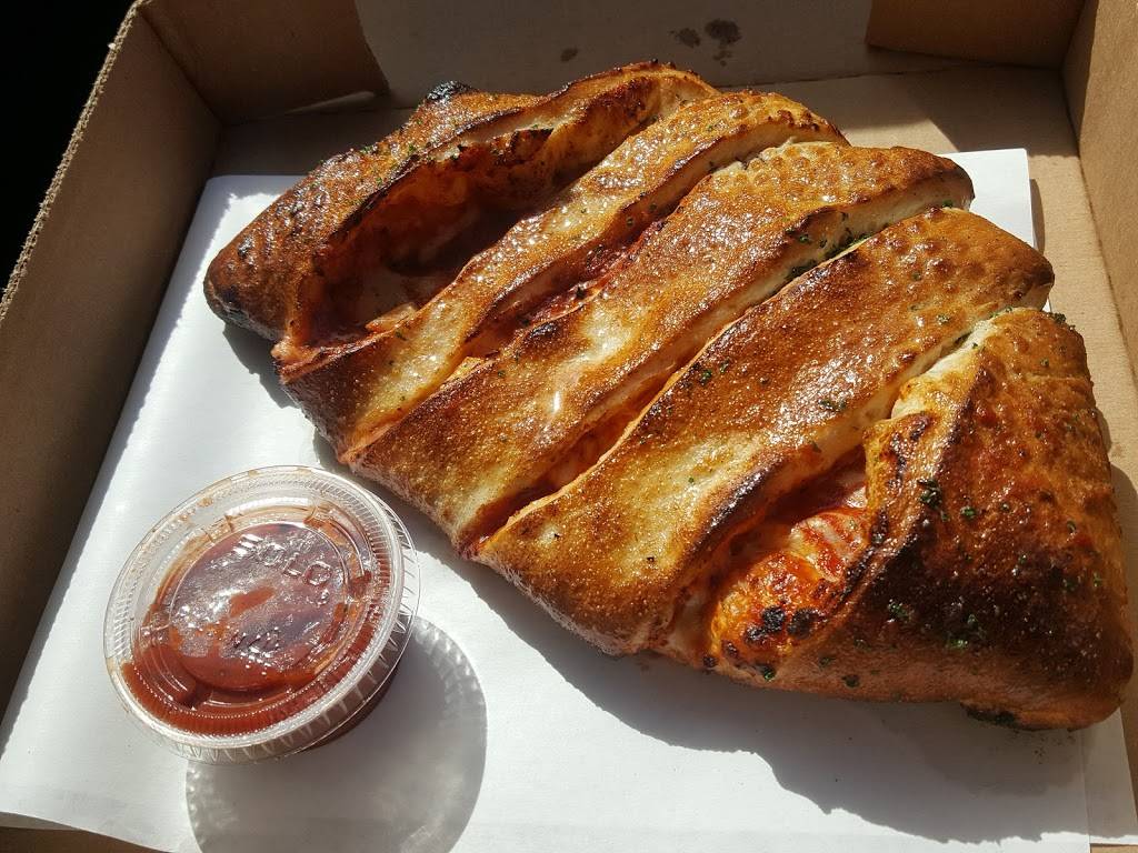 Durkins Pizza | restaurant | 8930 TX-121 #594, McKinney, TX 75070, USA | 9727278400 OR +1 972-727-8400