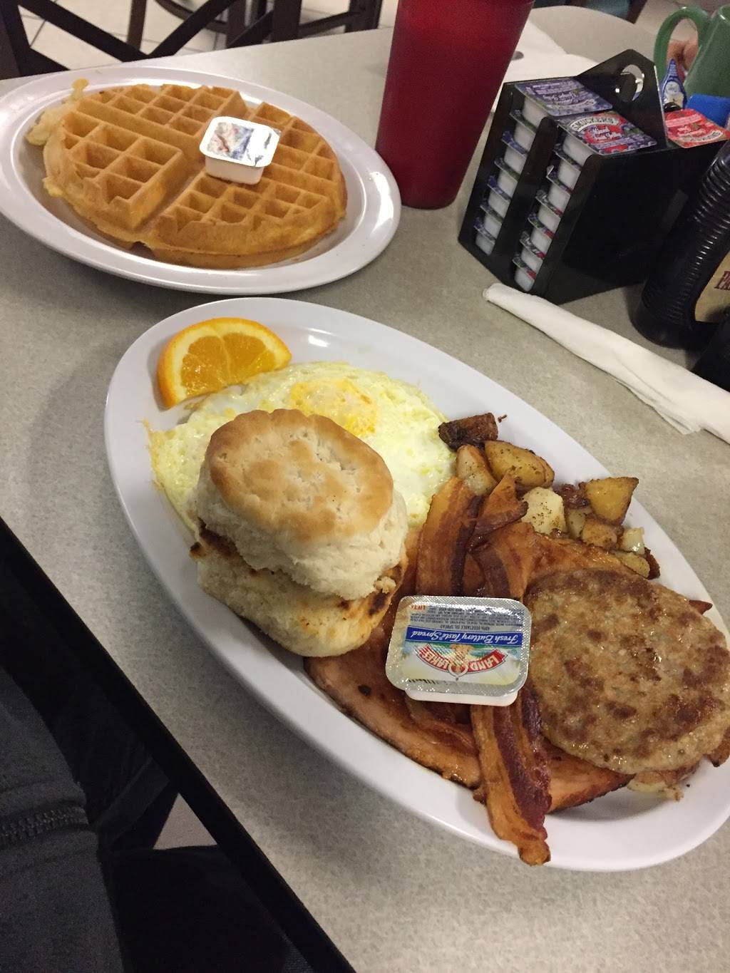 Hannahs Family Diner | restaurant | 968 Reed Canal Rd, South Daytona, FL 32119, USA | 3862564918 OR +1 386-256-4918