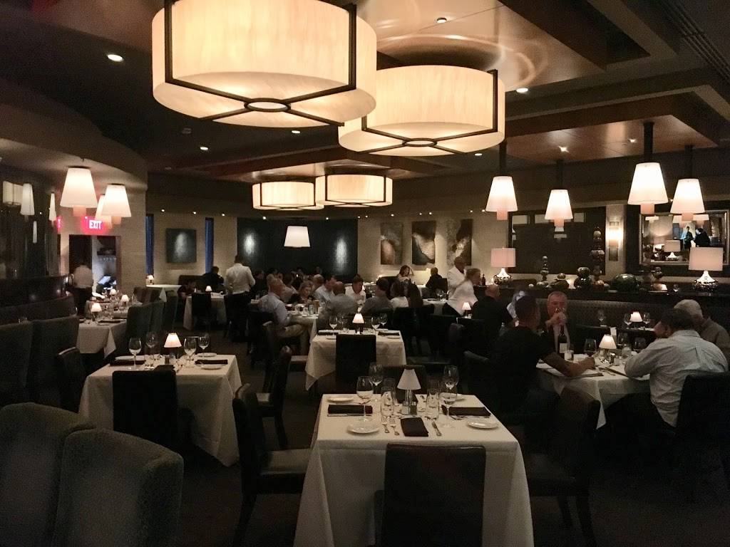 Eddie Vs Prime Seafood | restaurant | 4400 W Boy Scout Blvd, Tampa, FL 33607, USA | 8138777290 OR +1 813-877-7290