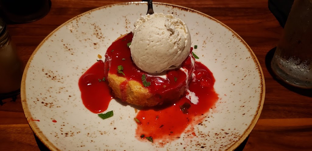 Lazy Dog Restaurant & Bar | restaurant | 5100 Belt Line Rd, Addison, TX 75254, USA | 4697541300 OR +1 469-754-1300