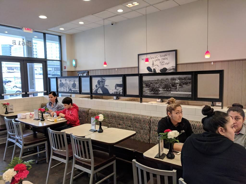 Chick-fil-A | restaurant | 8461 Leesburg Pike Ste B, Vienna, VA 22182, USA | 7038471514 OR +1 703-847-1514