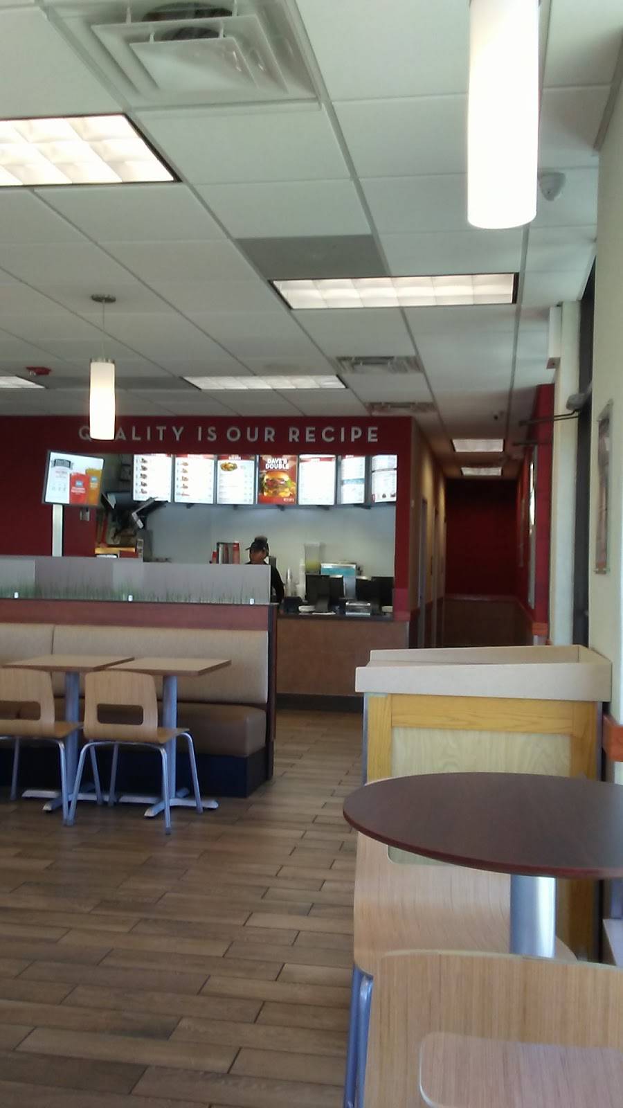 Wendys | restaurant | 2723 Mannheim Rd, Franklin Park, IL 60131, USA | 8474551230 OR +1 847-455-1230