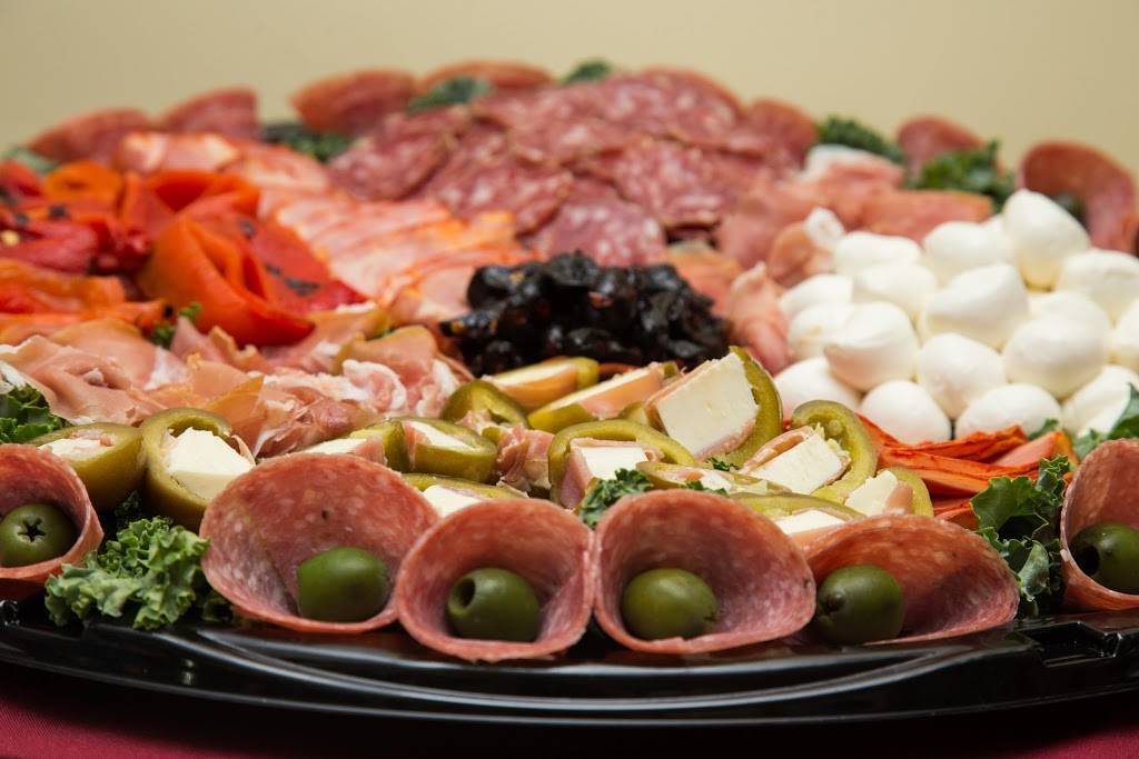 Breachway Gourmet | restaurant | 1 Charlestown Beach Rd, Charlestown, RI 02813, USA | 4013649000 OR +1 401-364-9000