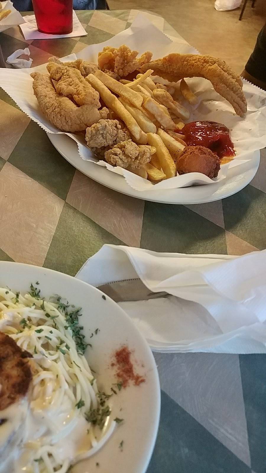 Chookies Seafood and Oyster Bar | restaurant | 45654 University Park Dr, Hammond, LA 70401, USA | 9853456650 OR +1 985-345-6650