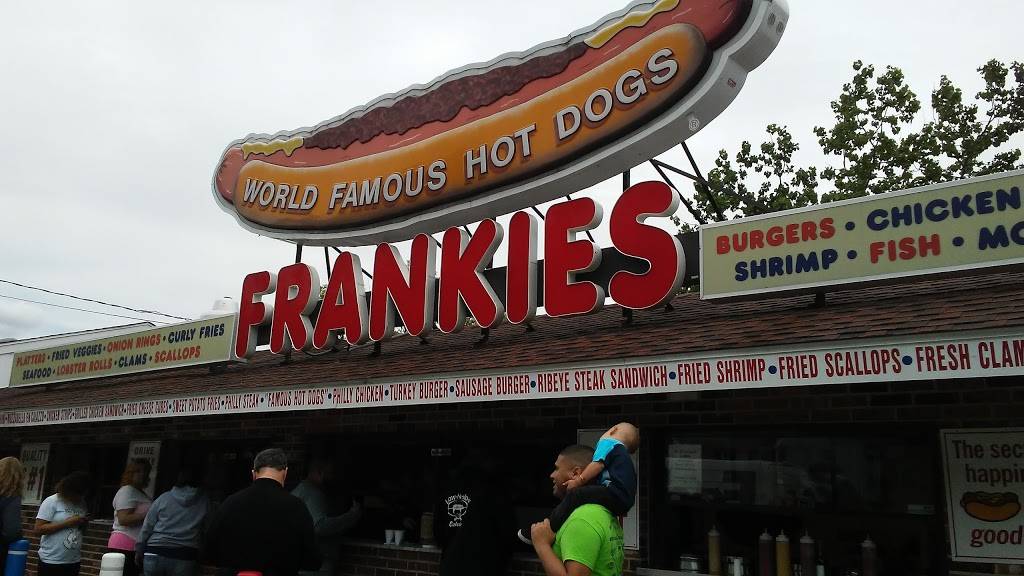 Frankies of Watertown Ave | restaurant | 700 Watertown Ave, Waterbury, CT 06708, USA | 2037532426 OR +1 203-753-2426