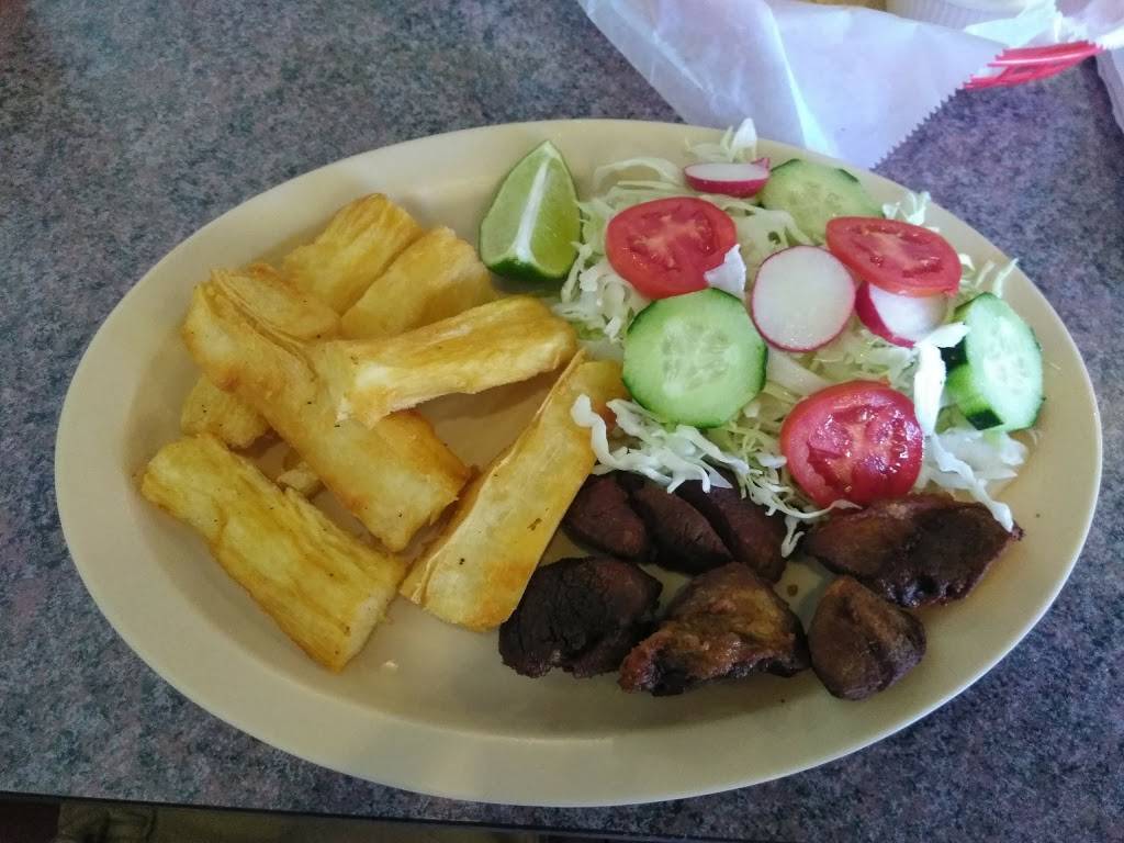 El Chivazo Salvadorian Restaurant | restaurant | 514 S Smith Ave, Corona, CA 92882, USA | 9518984758 OR +1 951-898-4758