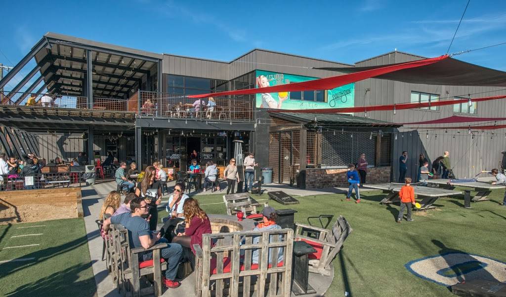 Southside Social | restaurant | 1818 Chestnut St, Chattanooga, TN 37408, USA | 4237083280 OR +1 423-708-3280