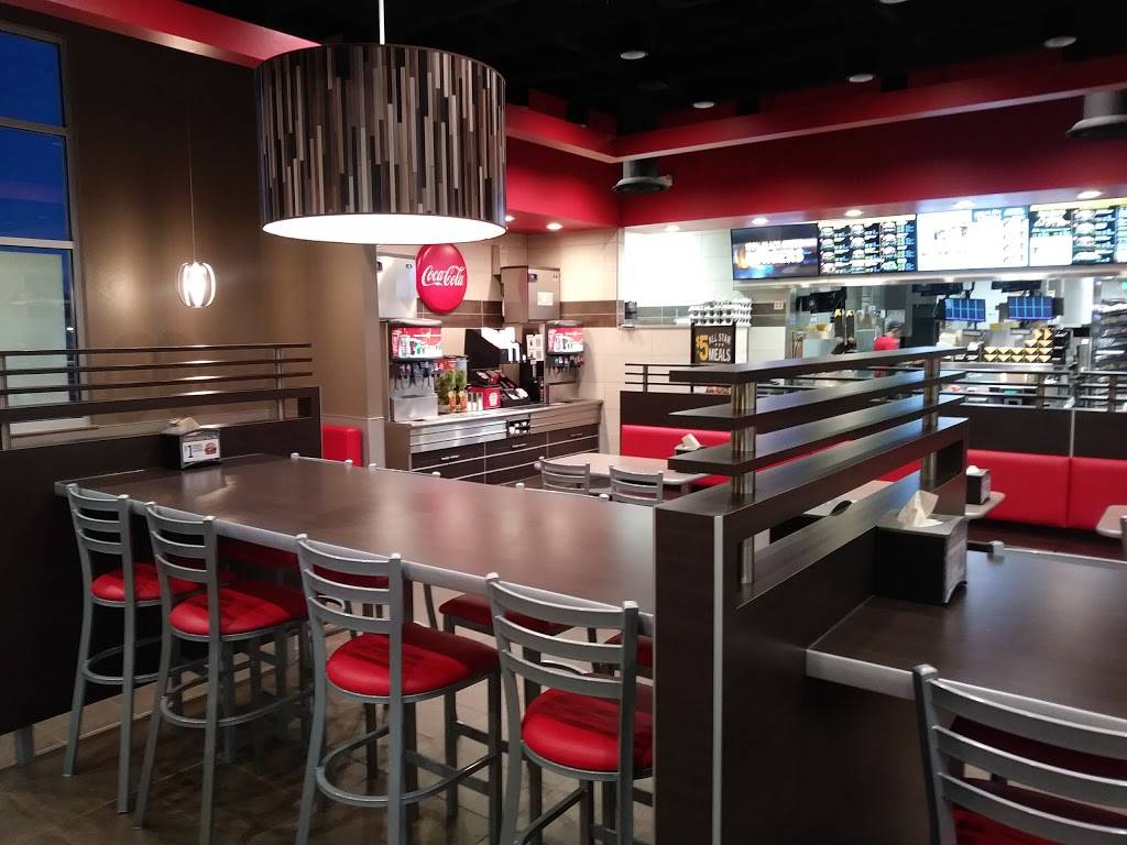 Carls Jr. | restaurant | 2360 N Academy Blvd, Colorado Springs, CO 80909, USA | 7195594590 OR +1 719-559-4590