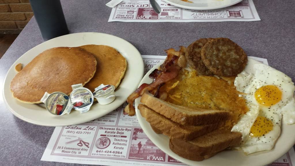 LDs Filling Station | restaurant | 620 12th St NE, Mason City, IA 50401, USA | 6414942313 OR +1 641-494-2313