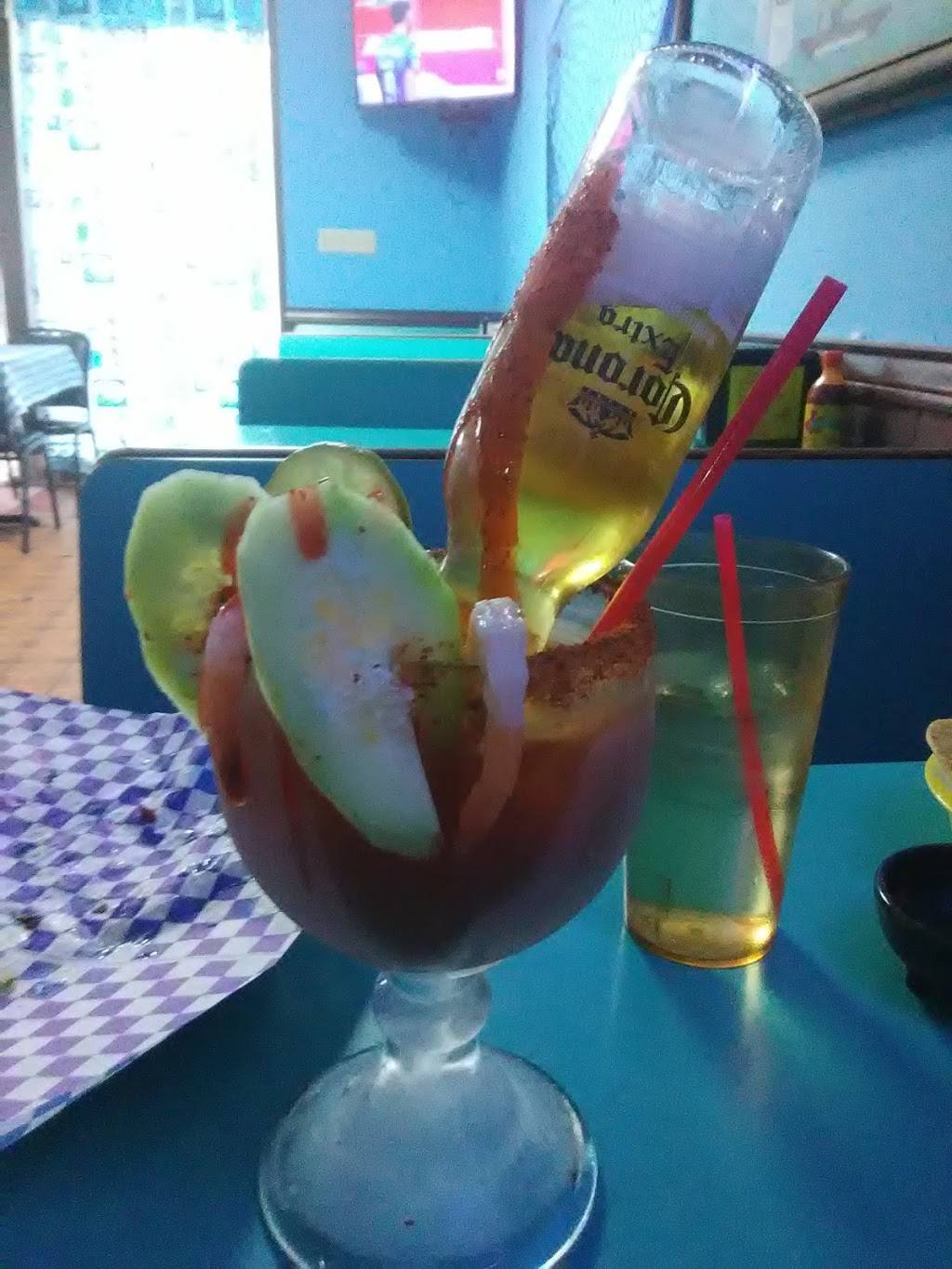 La Marea Restaurant & Seafood | restaurant | 8214 N Interstate Hwy 35, Austin, TX 78753, USA | 5125802480 OR +1 512-580-2480