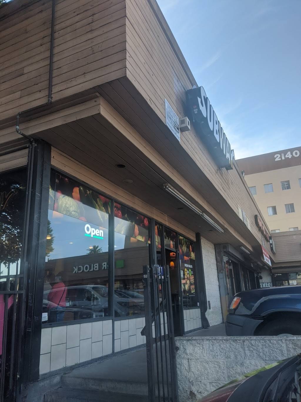 Subway | meal takeaway | 1013 S Alvarado St Unit 1013, Los Angeles, CA 90006, USA | 2133883040 OR +1 213-388-3040