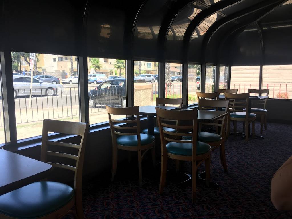 Wendys | restaurant | 1621 Grand Ave, San Diego, CA 92109, USA | 8582703003 OR +1 858-270-3003