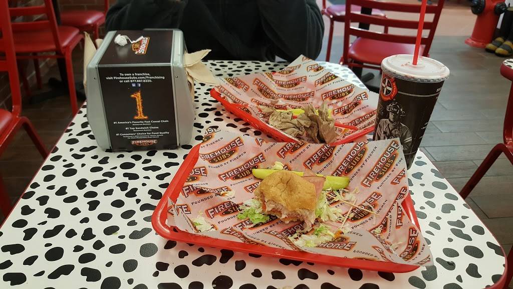 Firehouse Subs | meal delivery | 10 Franklin Village Drive, Franklin, MA 02038, USA | 5085285058 OR +1 508-528-5058