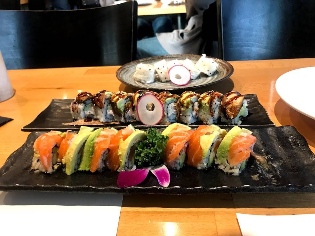 Dojo Sushi | restaurant | 14423 Ventura Blvd, Sherman Oaks, CA 91423, USA | 8188495376 OR +1 818-849-5376